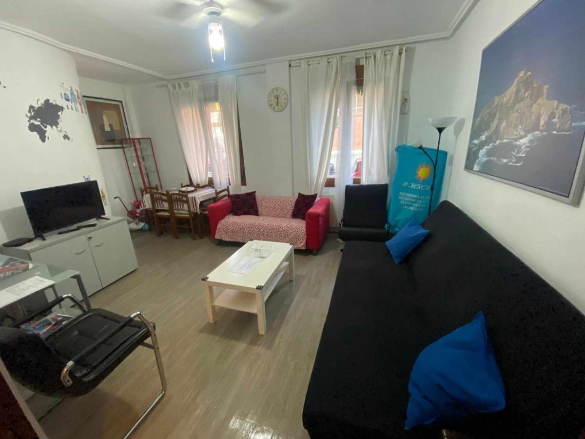 Apartamento Amplio Garaje Dist 1 Appartement