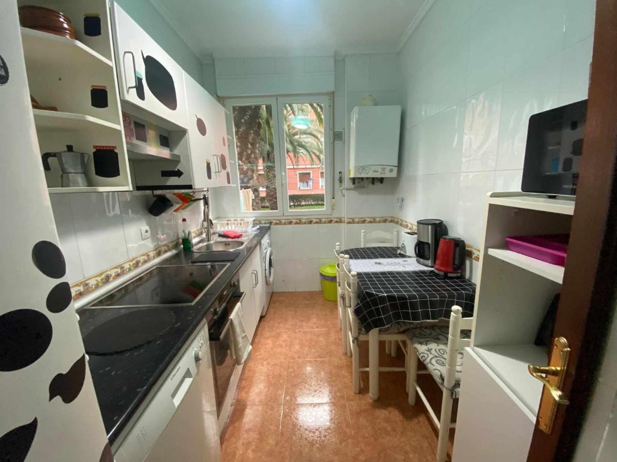 Apartamento Amplio Garaje Dist 1 Appartement *